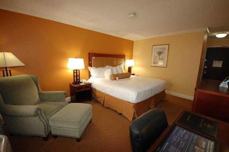 באטון רוז' Best Western Richmond Suites H מראה חיצוני תמונה